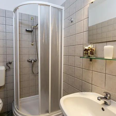 Bikavolgyi Panzio Bed & Breakfast Gárdony