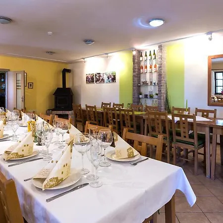 Bikavolgyi Panzio Gárdony